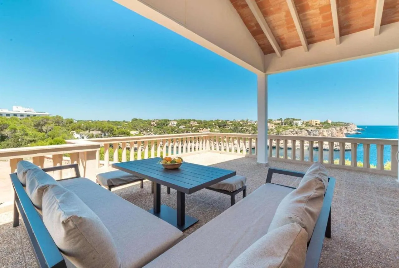 Can Fernando Santanyí Villa